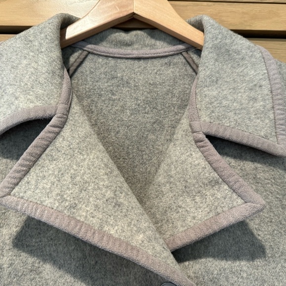 Vintage Boutique Leigh's Grand Rapids Short Wool Pea Coat with Pockets / small - Picture 5 of 9